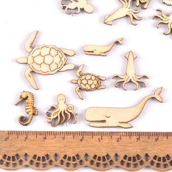 Wooden mini sea creatures assortment to paint / color yourself (20 pieces / 40mm)