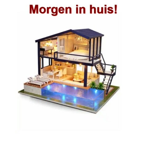 Miniature self-build house with swimming pool (including lighting)