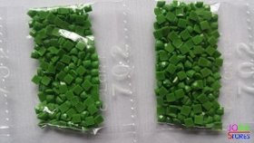 Nummer 702 vierkante steentjes (klein)