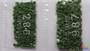 Nummer 987 vierkante steentjes (klein)